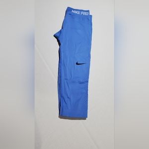 Nike crop sport leggings